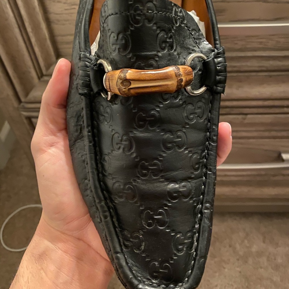 Gucci Black embossed leather driver